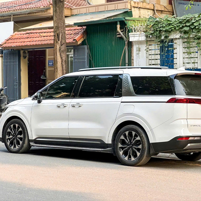 Mẫu xe KIA Carnival thích hợp cho gia đình hay nhóm bạn đông người