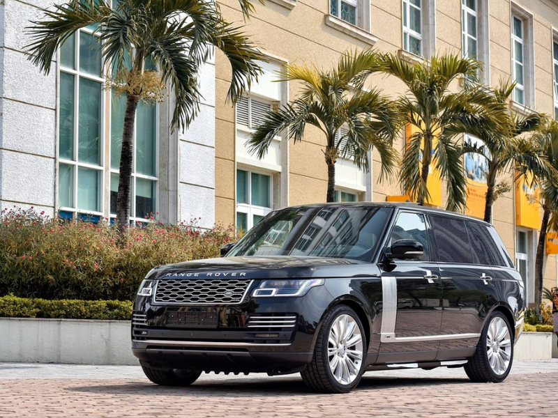 Đẳng cấp thuê xe Range Rover tự lái TPHCM với Autobiography