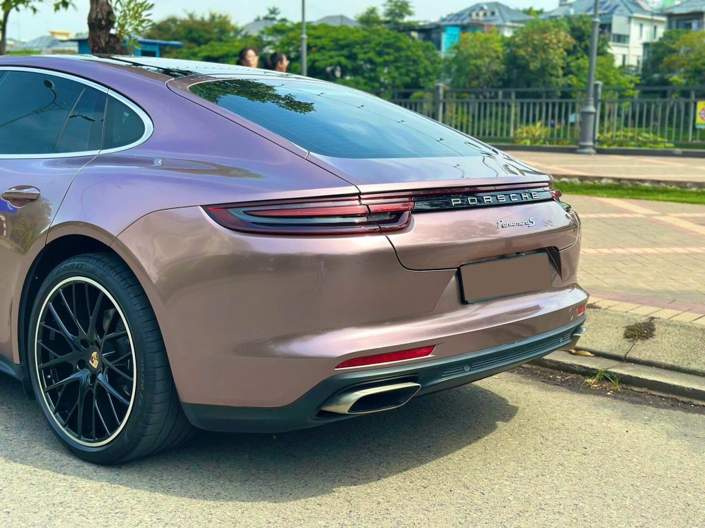 Porsche Panamera 2022 1024x768
