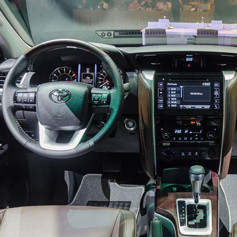 Toyota Fortuner 2