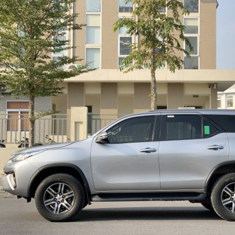 Toyota Fortuner 8